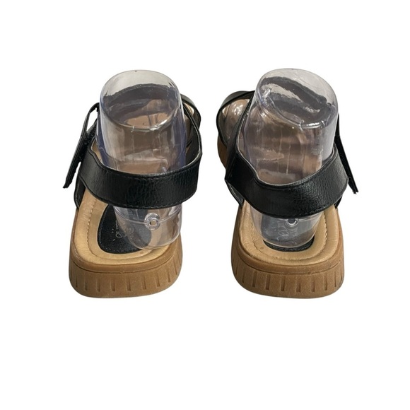 EURO Soft by Sofft Ceejay Open Toe Heel Strap Black
Sandals Shoes 9.5 W - Picture 3 of 13